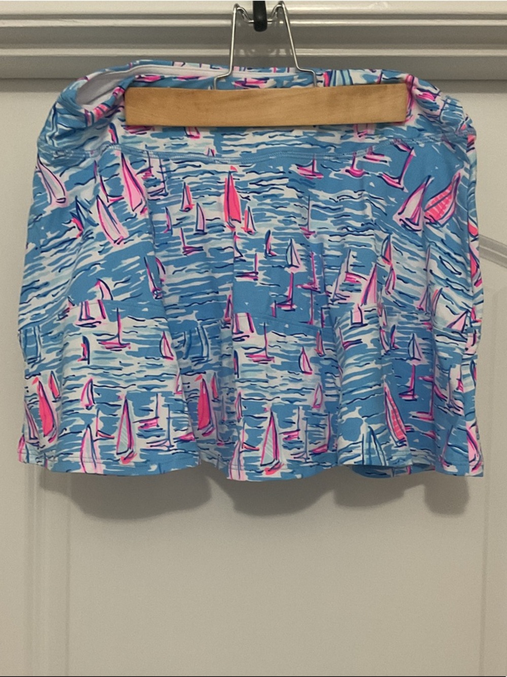 Lilly Pulitzer White with Blue and Pink Trim Athletic Short